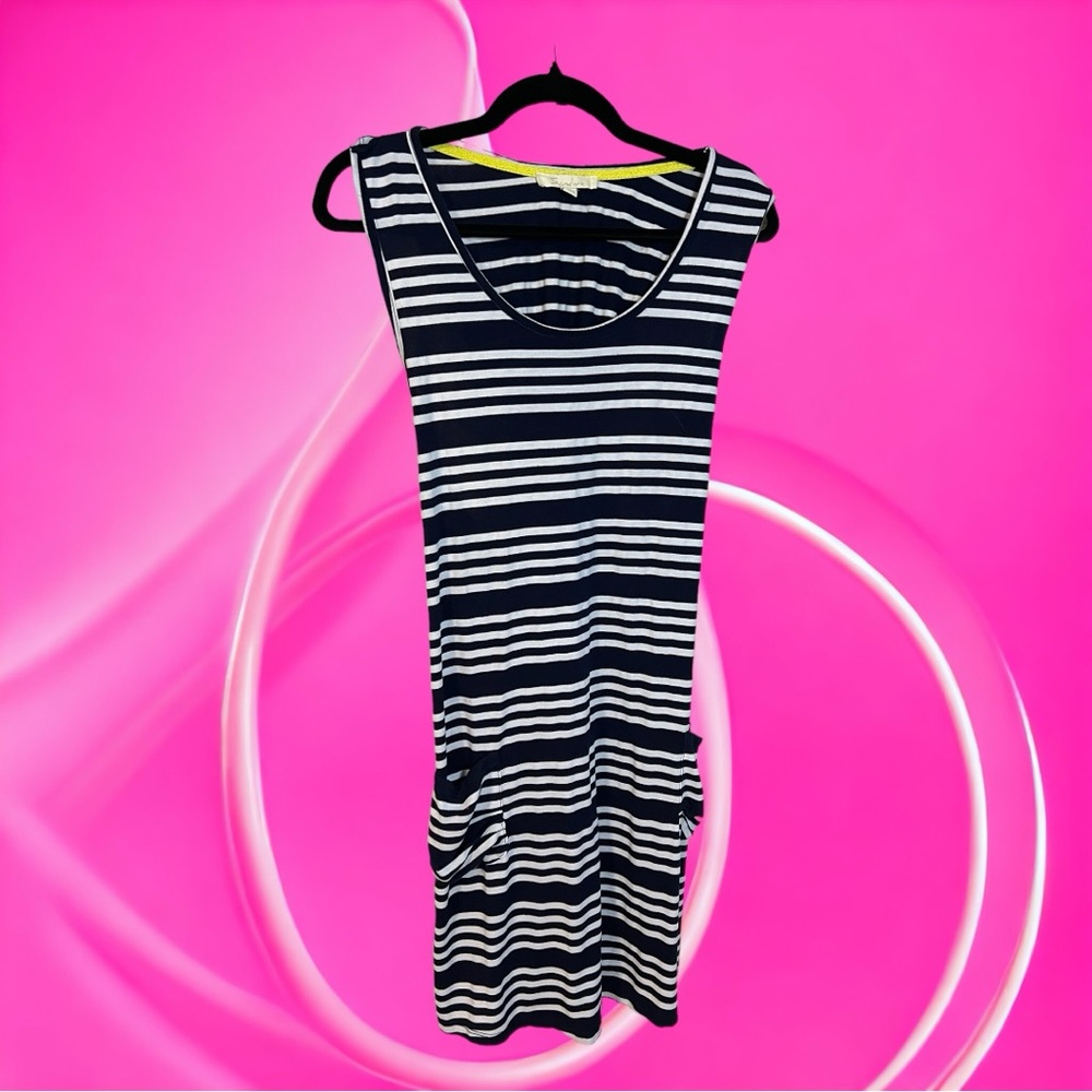 A cute Sandiva dress with pockets in extra large - Picture 3 of 6